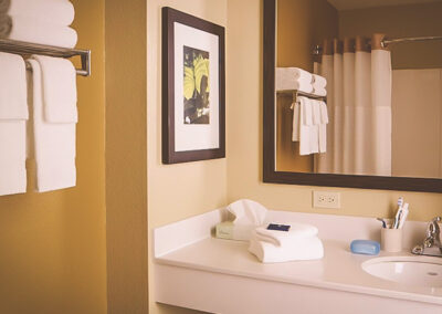 Emerald Suites Valley View | Extended Stay Apartment Rentals in Las Vegas, NV | Contemporary Bathrooms