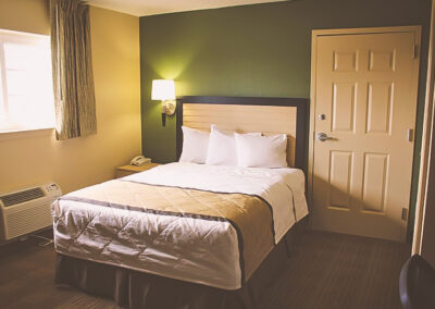 Emerald Suites Valley View | Extended Stay Apartment Rentals in Las Vegas, NV | Furnished Suites