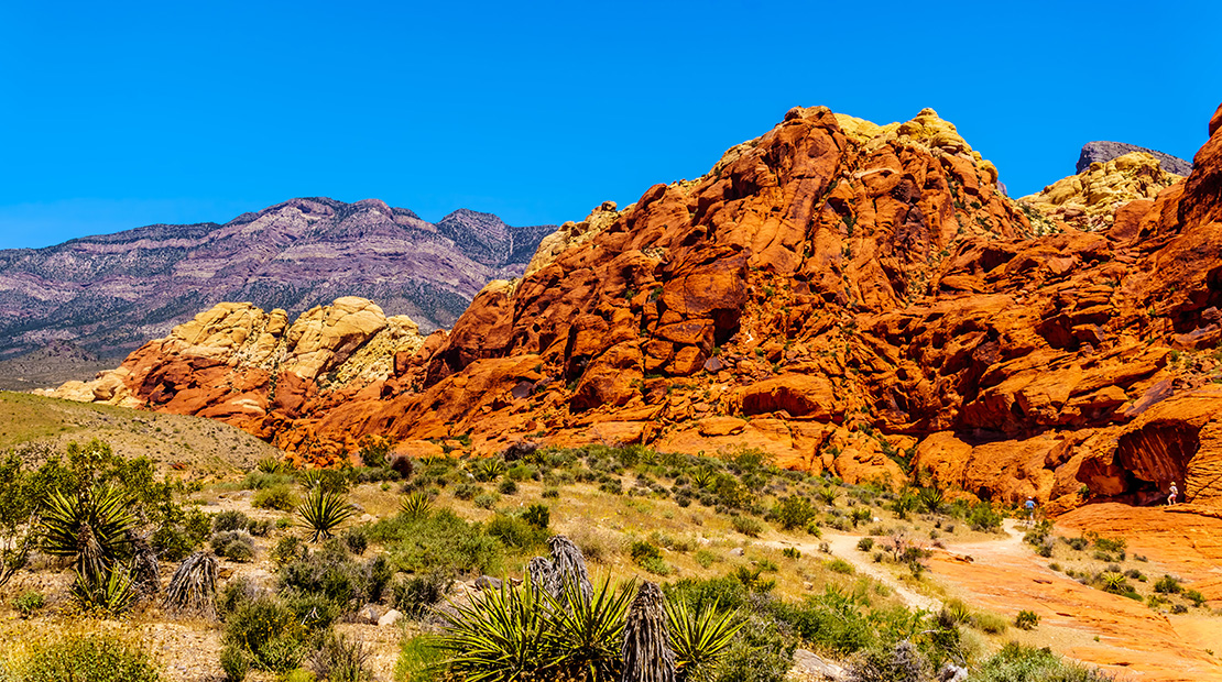Emerald Suites Valley View | Extended Stay Apartment Rentals in Las Vegas, NV | Enjoy Hiking at Red Rock Canyon