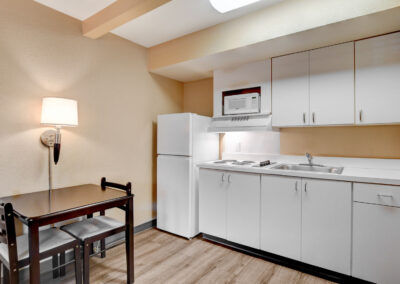 Emerald Suites Valley View | Extended Stay Apartment Rentals in Las Vegas, NV | 1 & 2 Bedroom Furnished Suites